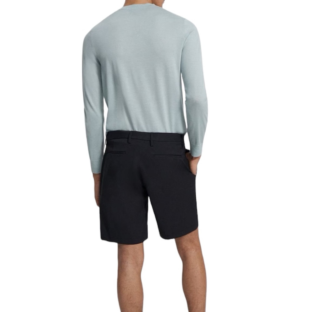 Men’s Theory Zaine Neoteric shorts,size 32, great for travel,stretch,paid $165,